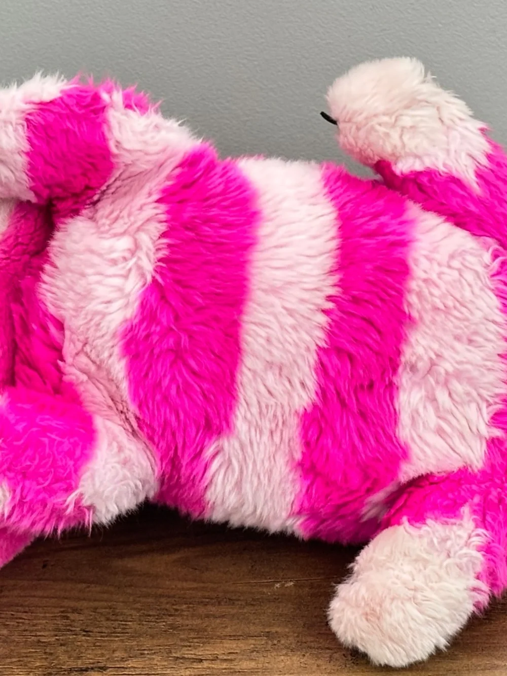 Disney Store Authentic Cheshire Cat Plush Alice In Wonderland 19” Stuffed Animal